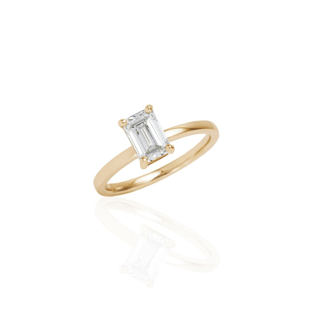 1carat EmeraldCut Ring